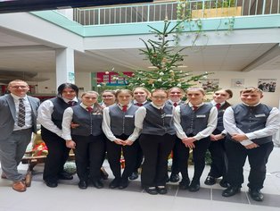 1HRF beim Christbaum